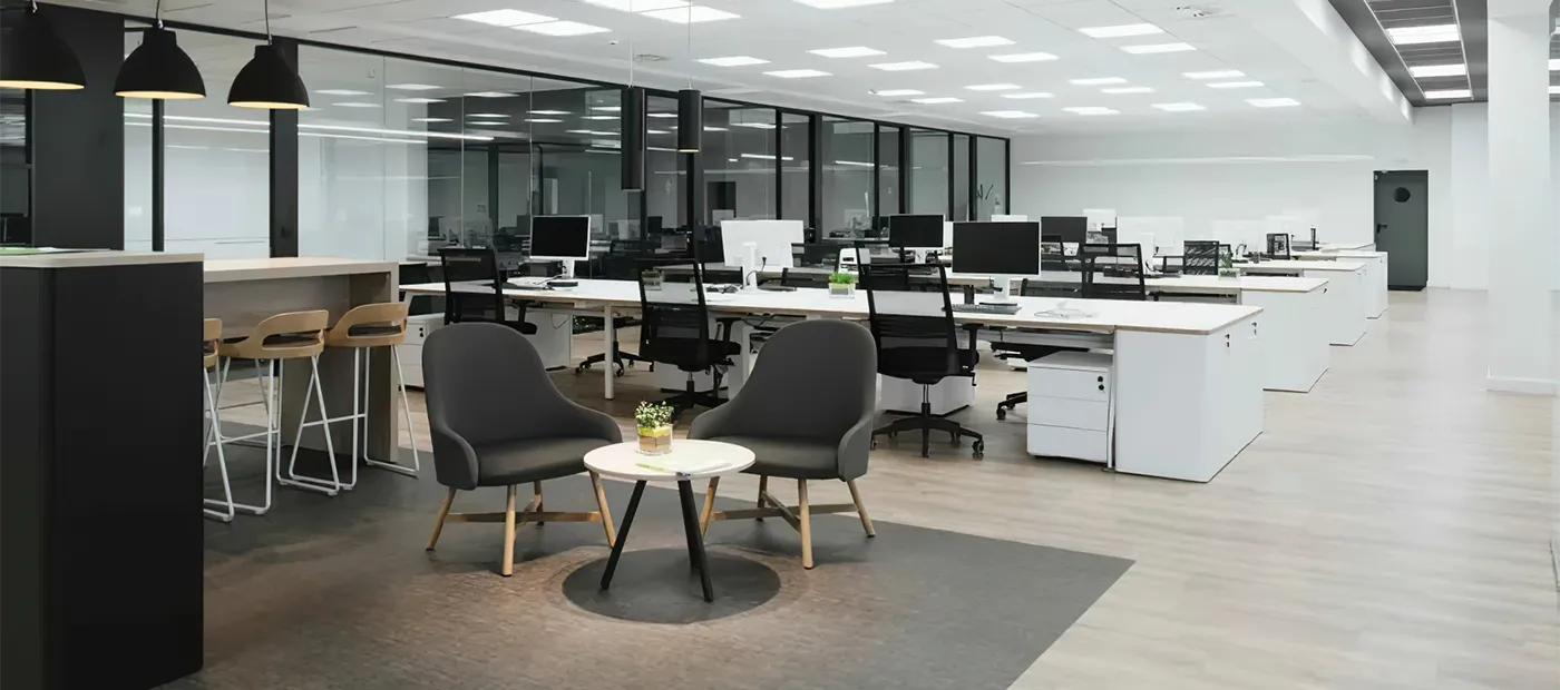 Tendances actuelles en agencement de bureaux professionnels