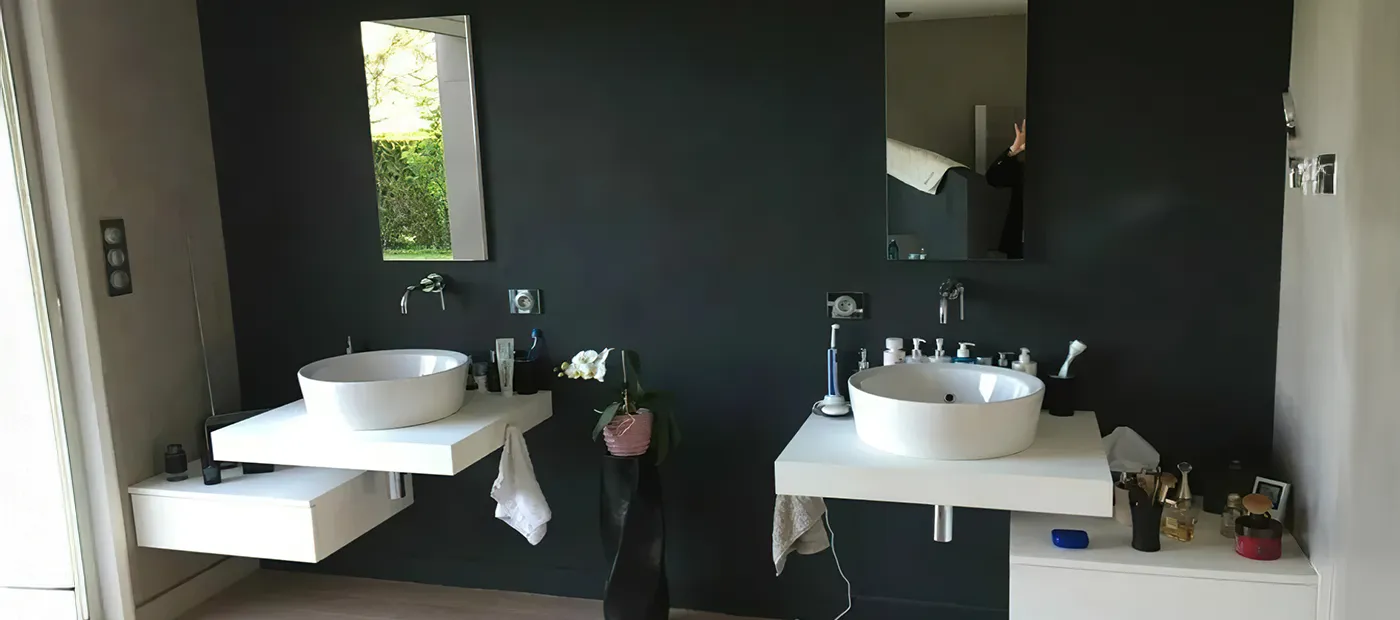 Révolutionnez votre salle de bains : Agencement optimisé, innovations technologiques et éléments durables